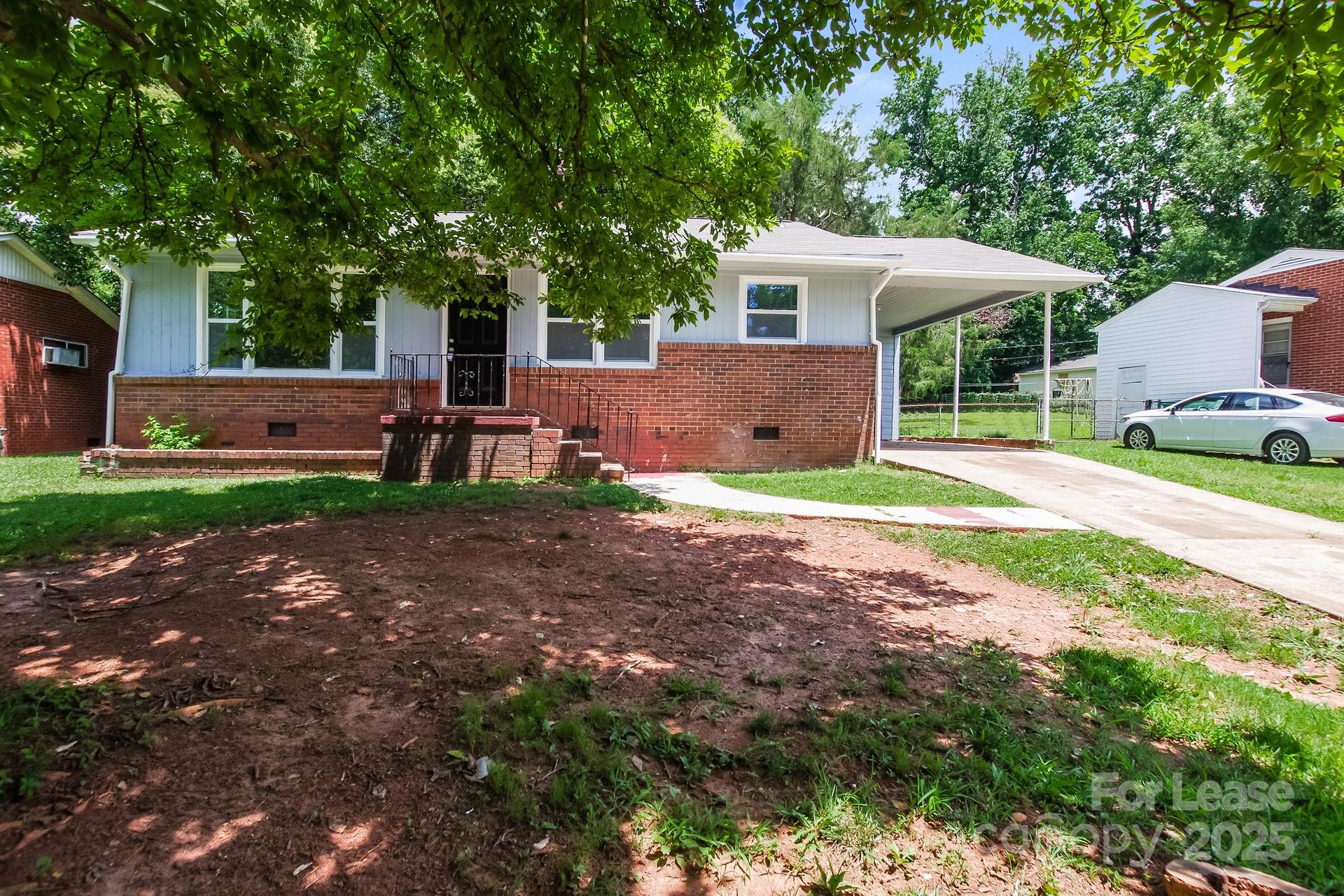 815 Wilbrown, Charlotte, NC. property listing photo
