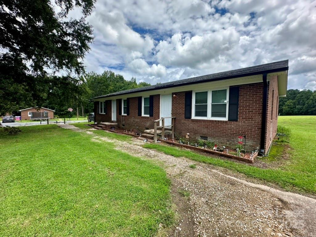 48708 Highway 52 Apt 17, Richfield, NC. property listing photo