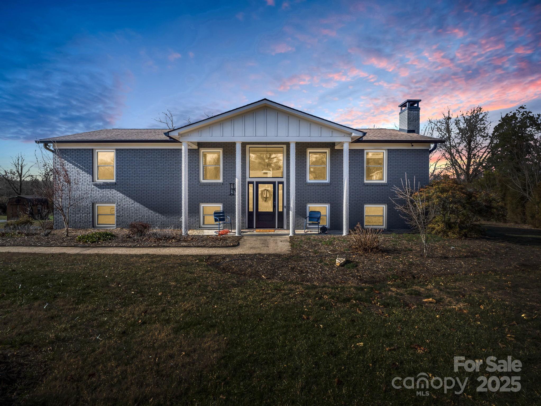 1717 Glenheath Drive, Hendersonville, NC. property listing photo