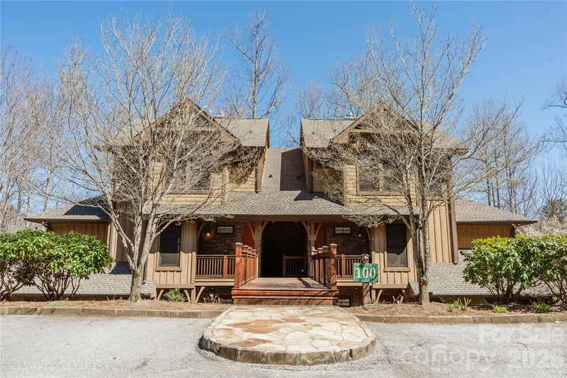 100 Saddle Notch Lane A1, Tuckasegee, NC - 2 beds, 2 baths, 1,280 sqft - $399,999