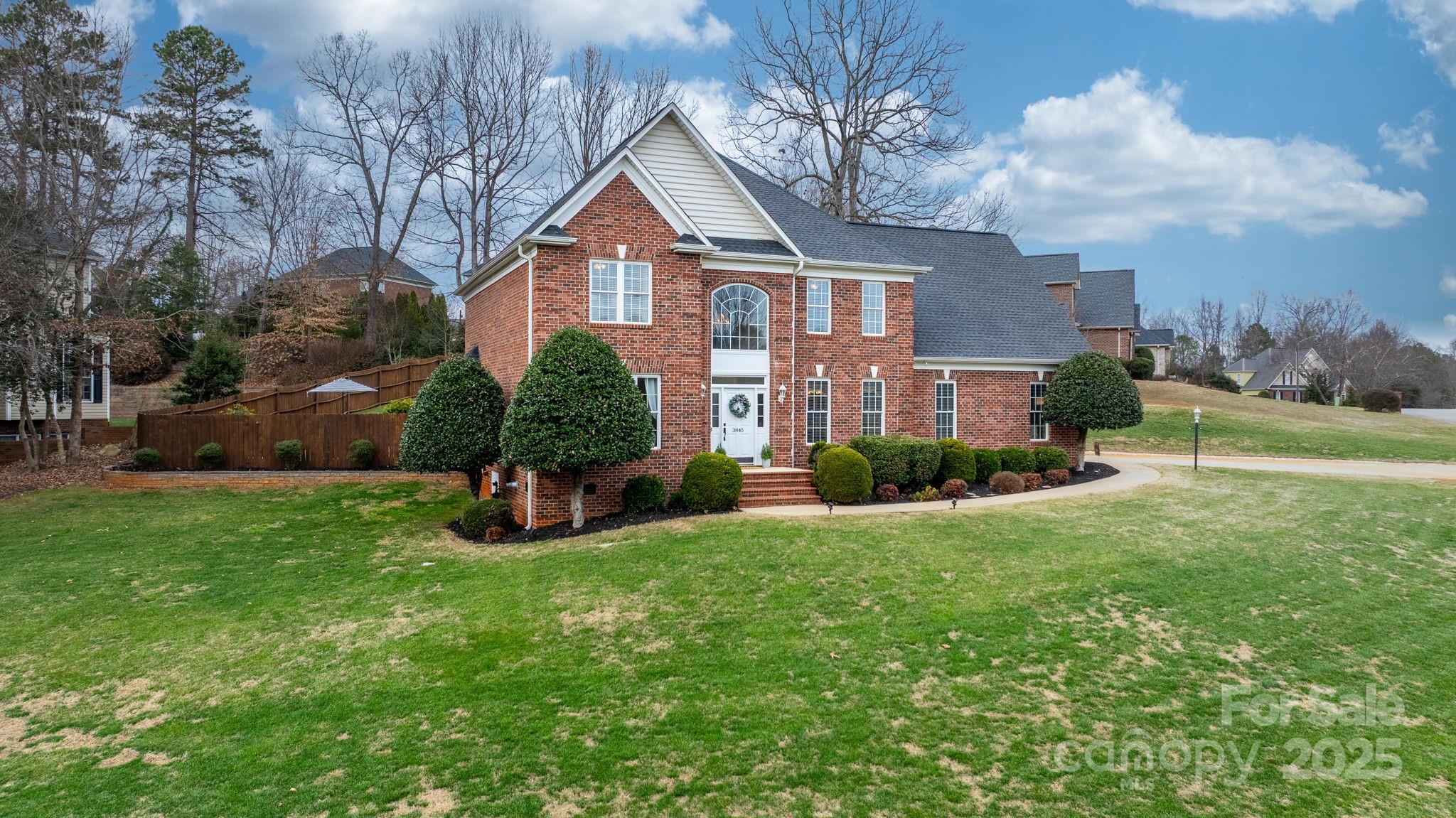 3845 Steve Ikerd Drive NE, Hickory, NC. property listing photo