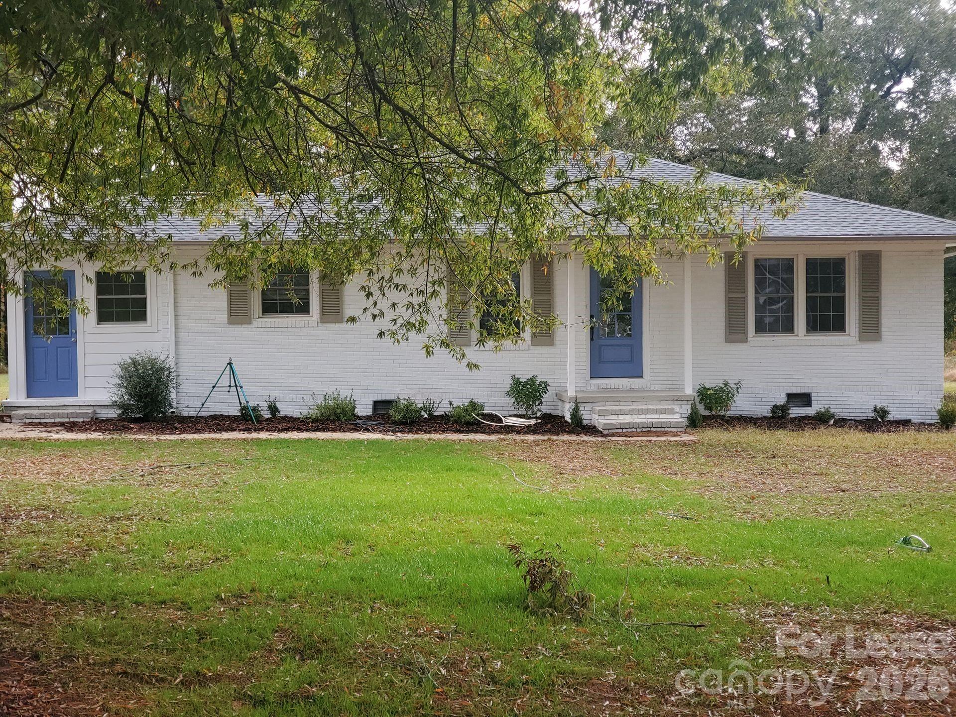 15640 Ewart Road, Huntersville, NC. property listing photo