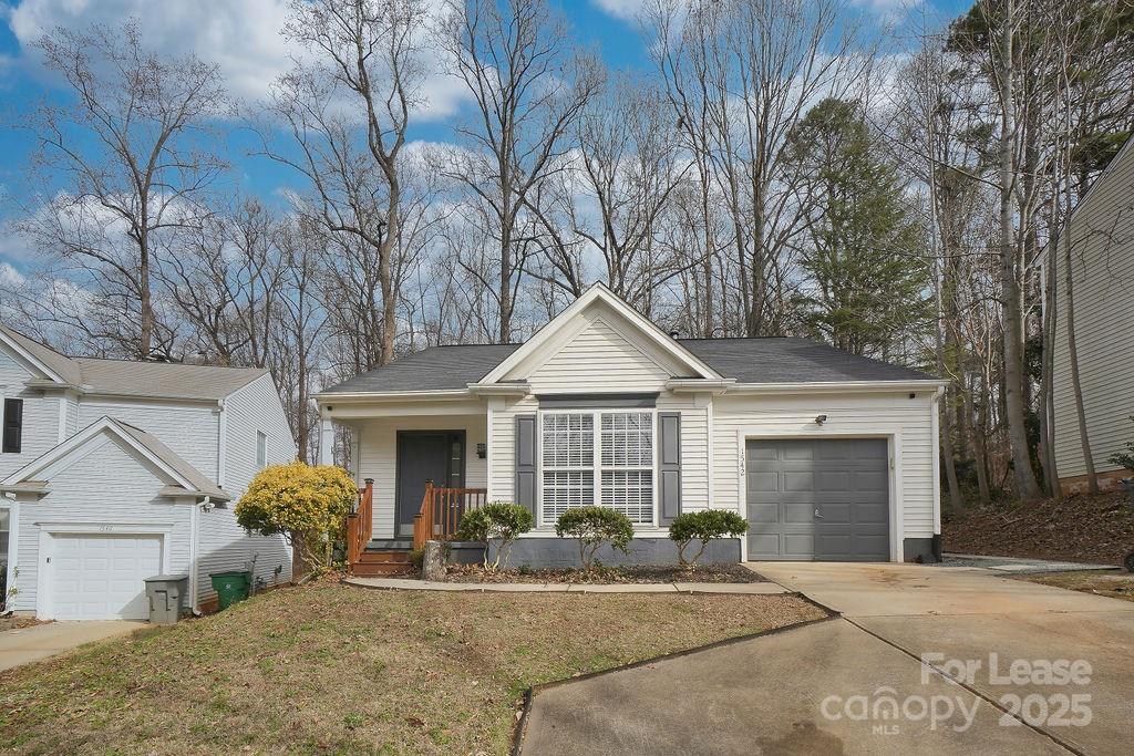 1542 Rumstone Lane, Charlotte, NC. property listing photo