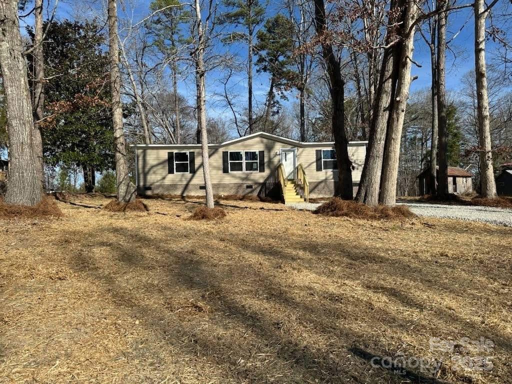 702 Mullinax Circle, Blacksburg, SC. property listing photo