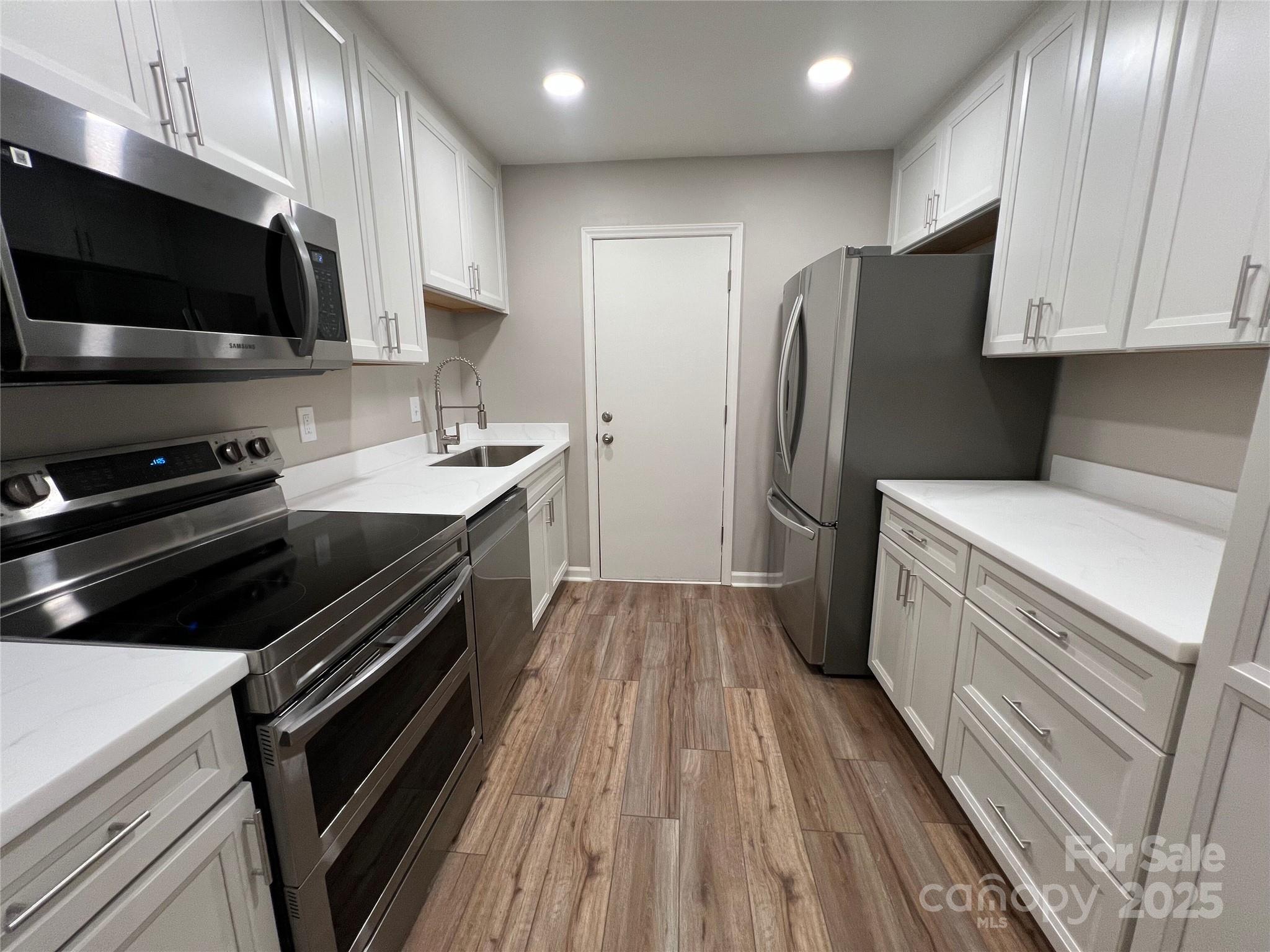 4739 Hedgemore T, Charlotte, NC. property listing photo