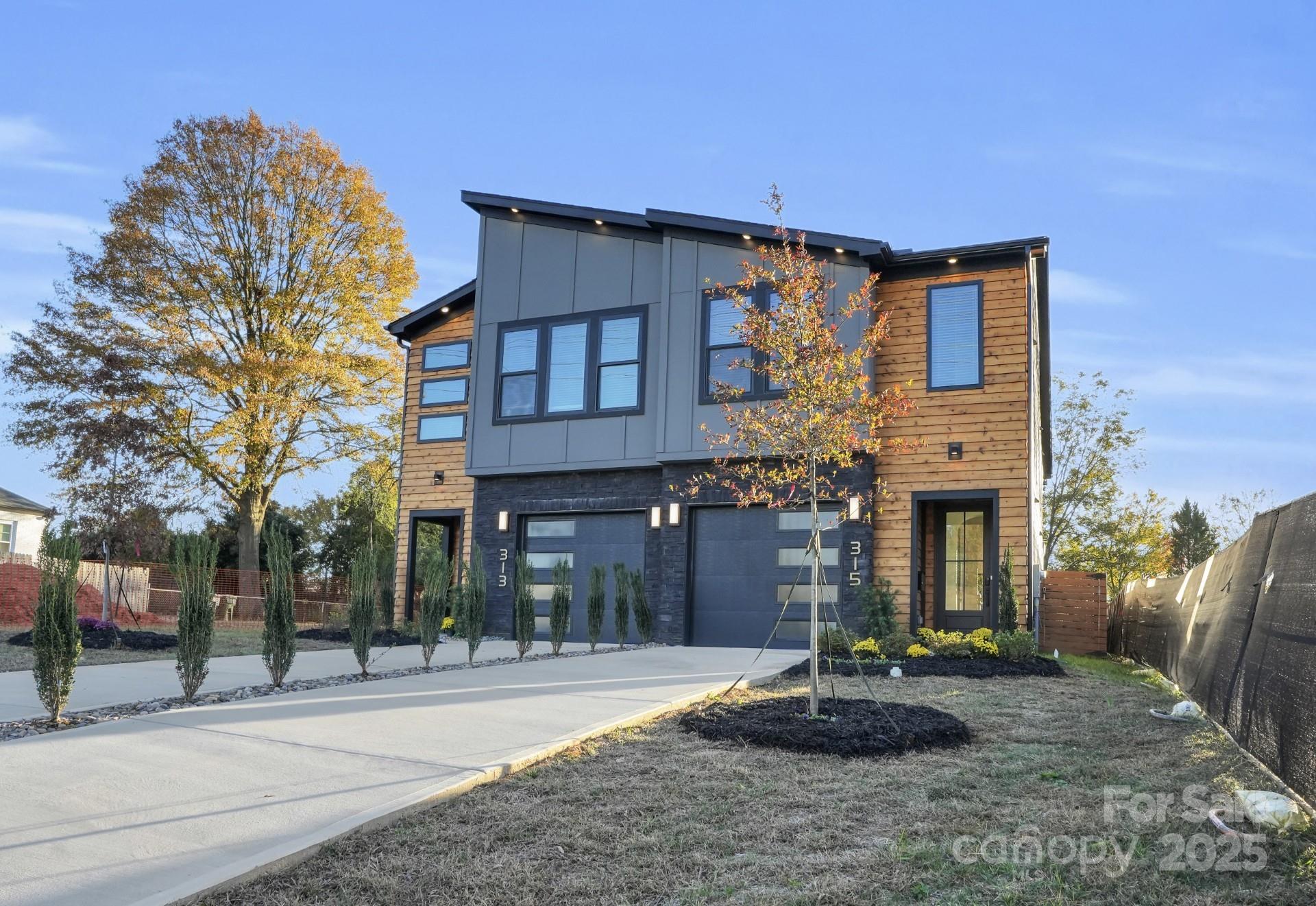 313 E Peterson Drive, Charlotte, NC. property listing photo
