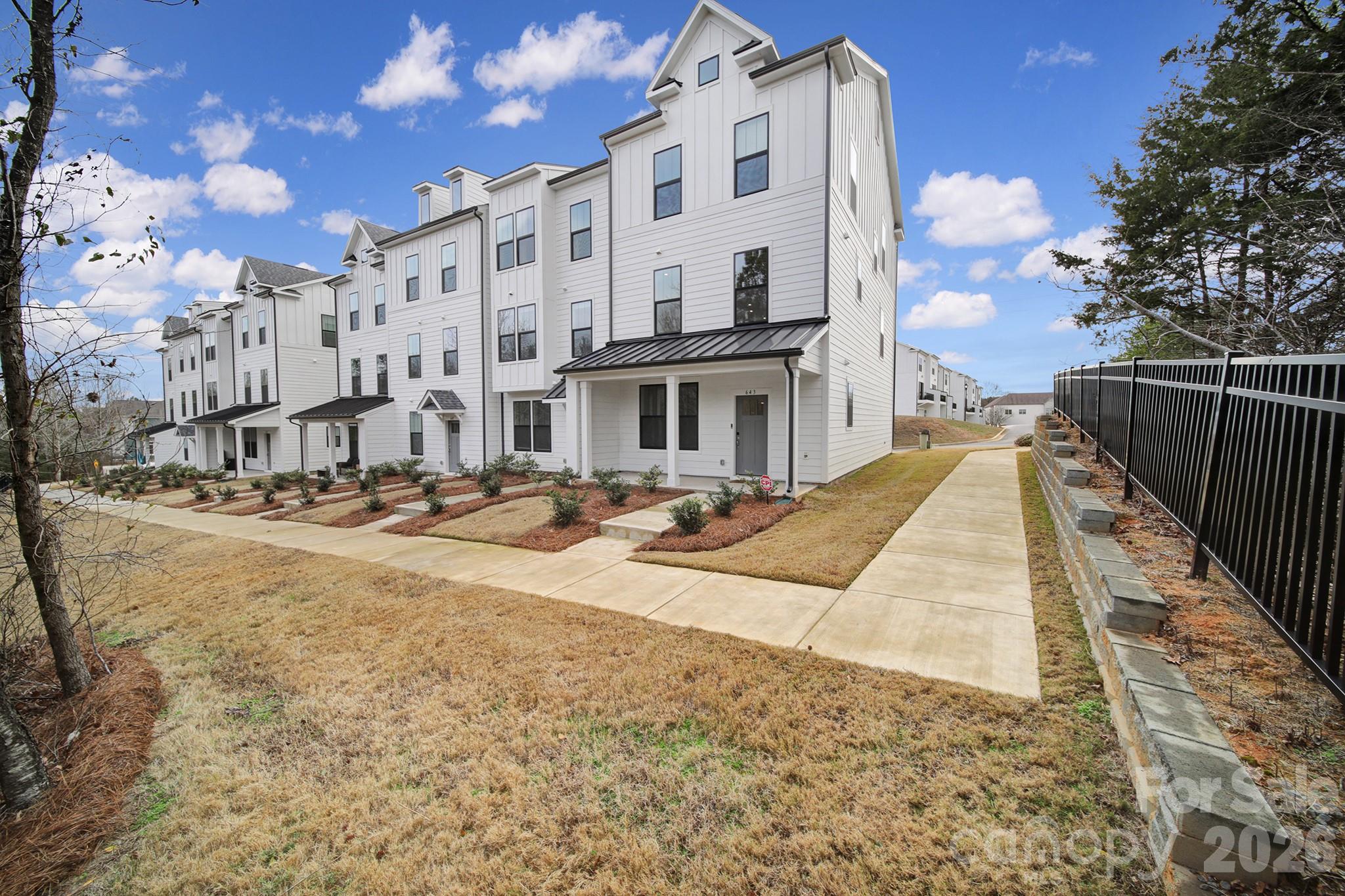 643 District Court, Fort Mill, SC. property listing photo