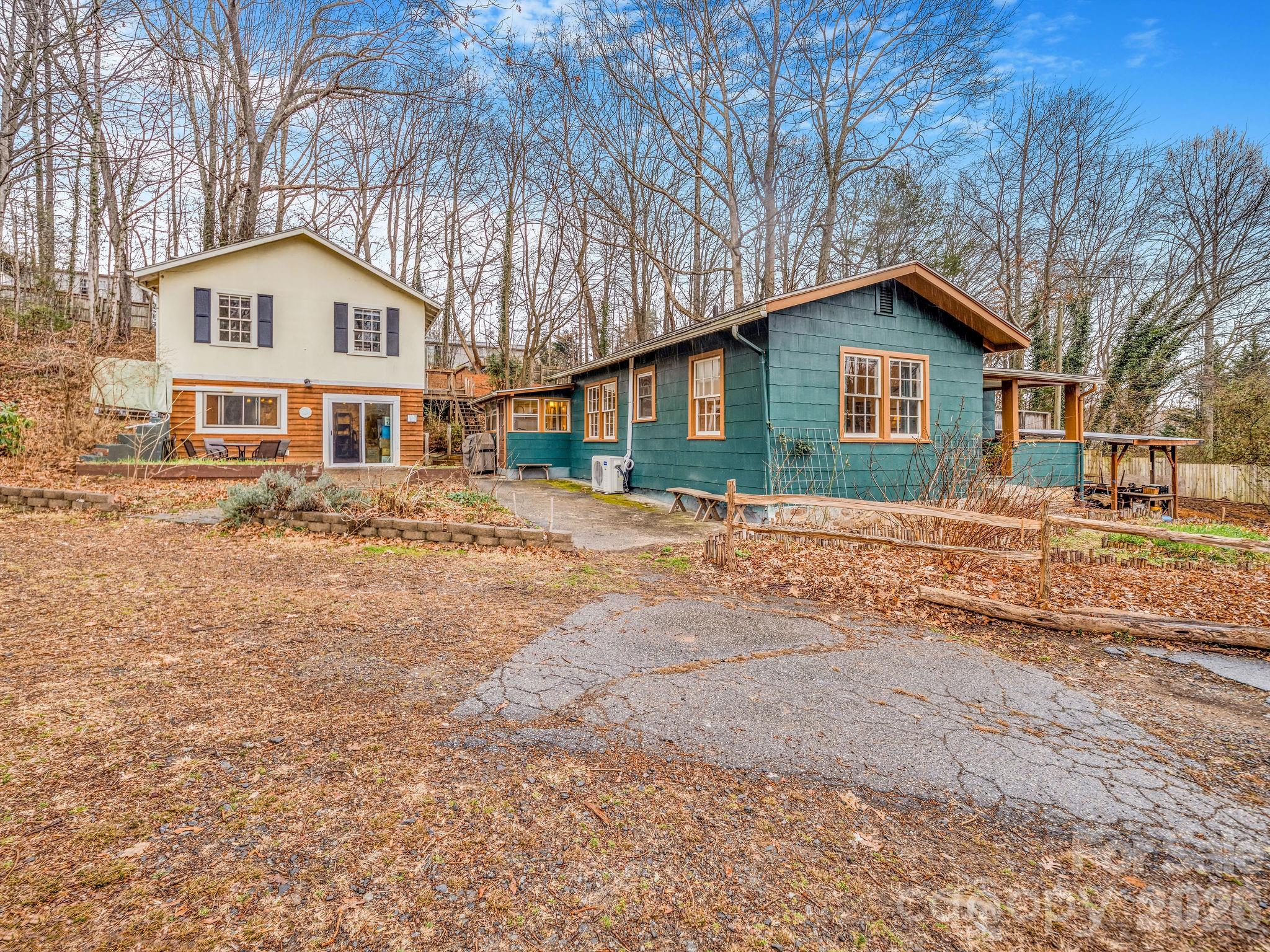 9 Mountain View Road, Asheville, NC. property listing photo