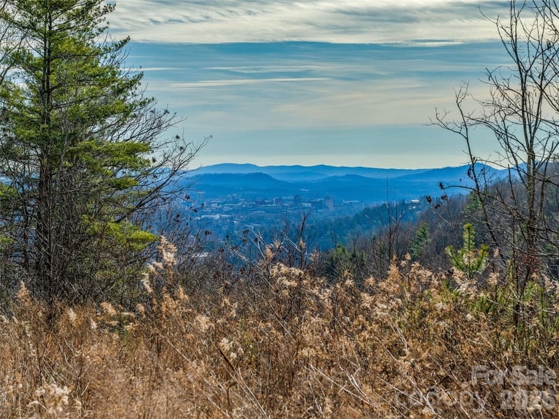 10 Villa Nova Drive, Asheville, NC -  - $225,000