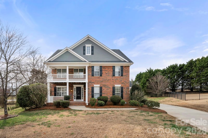 1416 Shade Tree, Matthews, NC - 4 beds, 4 baths, 3,893 sqft - $775,000