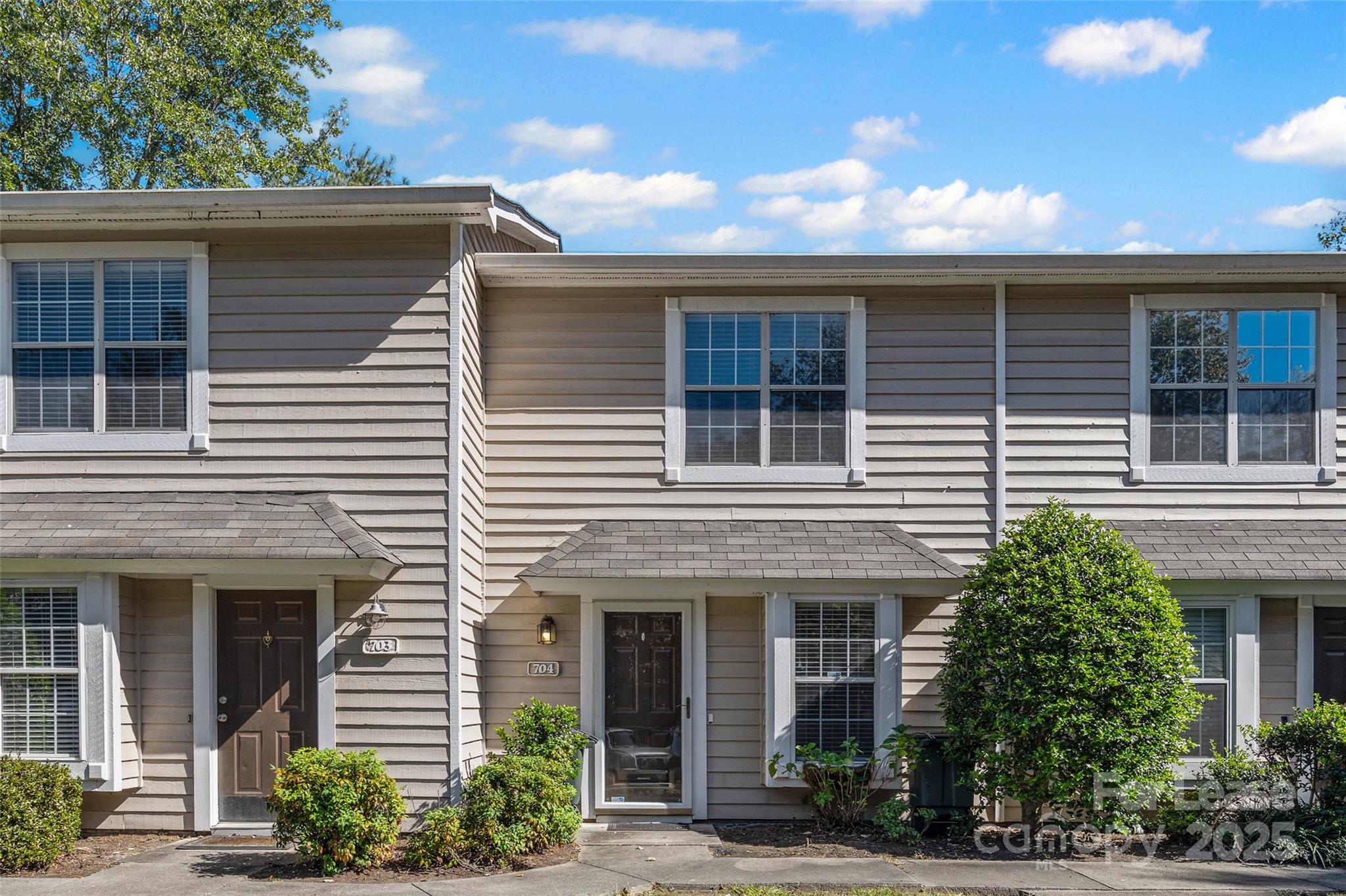 704 Heritage, Fort Mill, SC. property listing photo