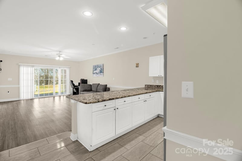 9047 Meadow Vista Road Apt 104, Charlotte, NC - 2 beds, 2 baths, 1,016 sqft - $199,999