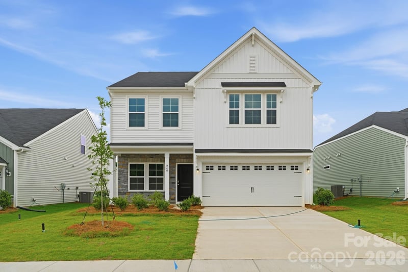940 Leyna Court, Newton, NC - 4 beds, 3 baths, 2,237 sqft - $339,990