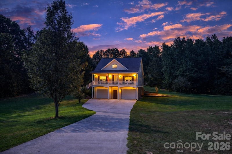 556 Peaceful Creek Drive, York, SC - 4 beds, 3.5 baths, 3,055 sqft - $599,990