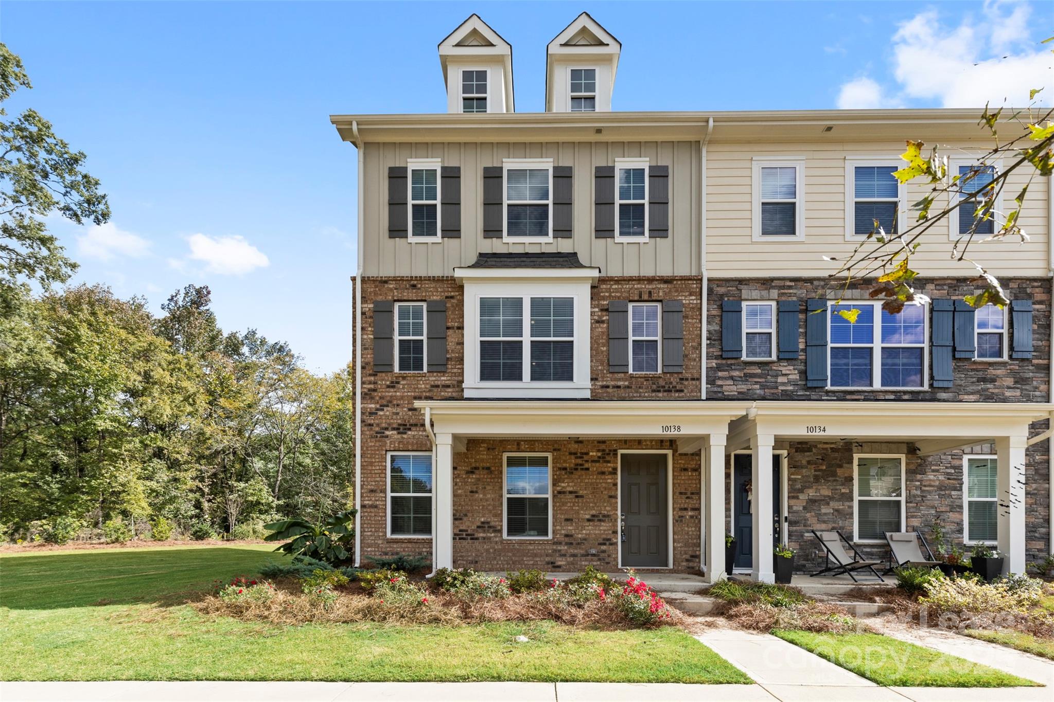 10138 Hemingway Place, Mint Hill, NC. property listing photo