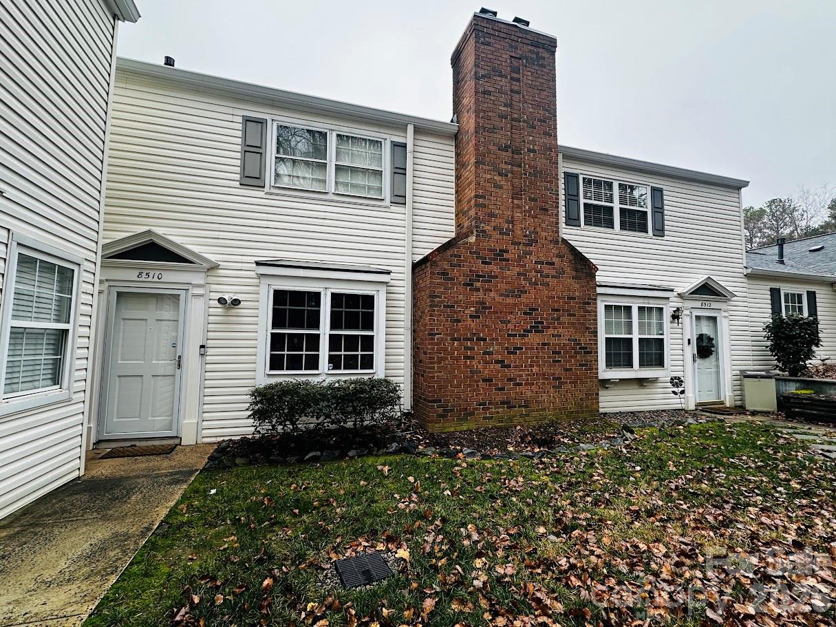 8510 Castle Pine Court, Charlotte, NC. property listing photo