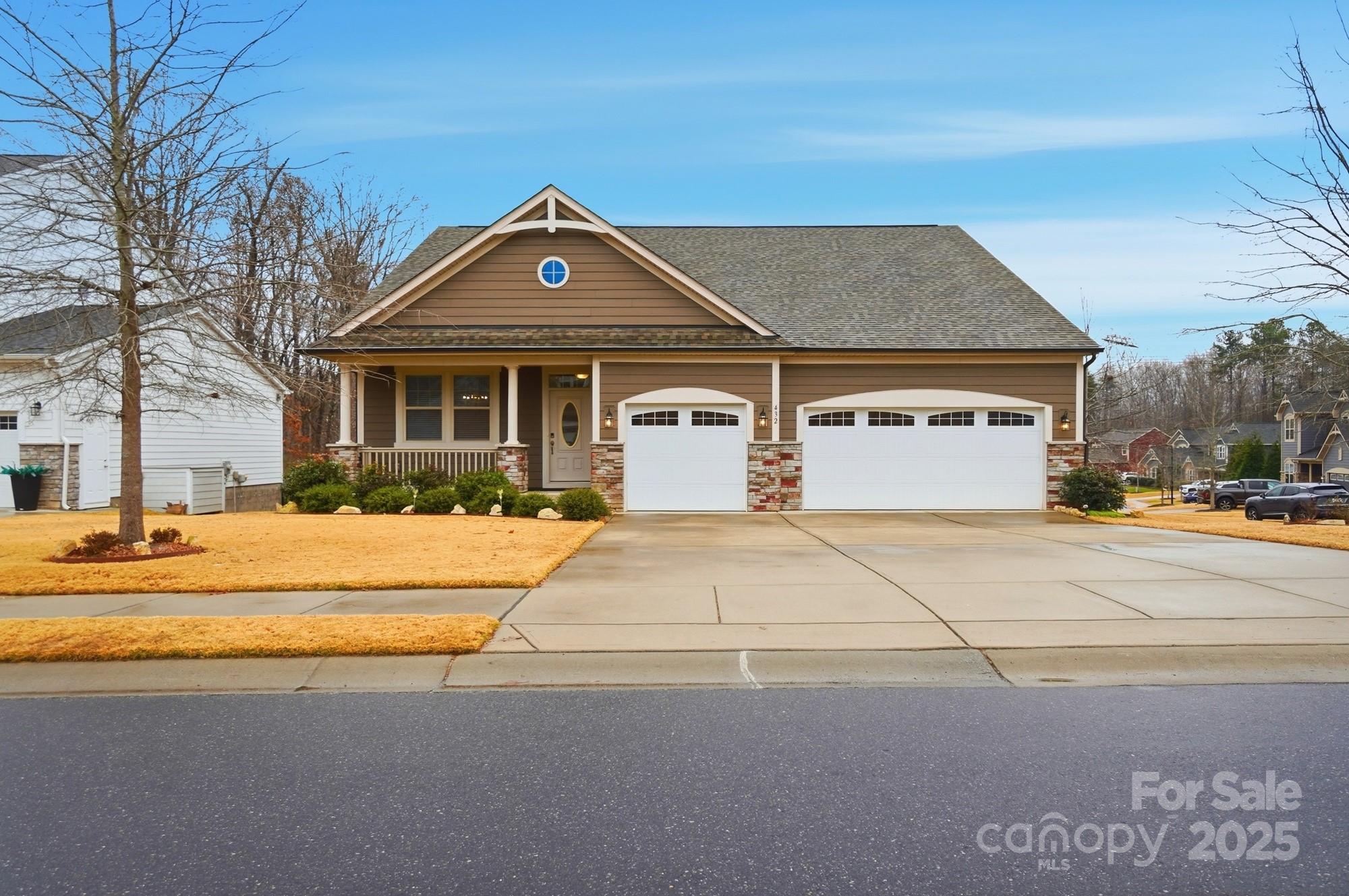 432 Sandbar Point, Lake Wylie, SC. property listing photo