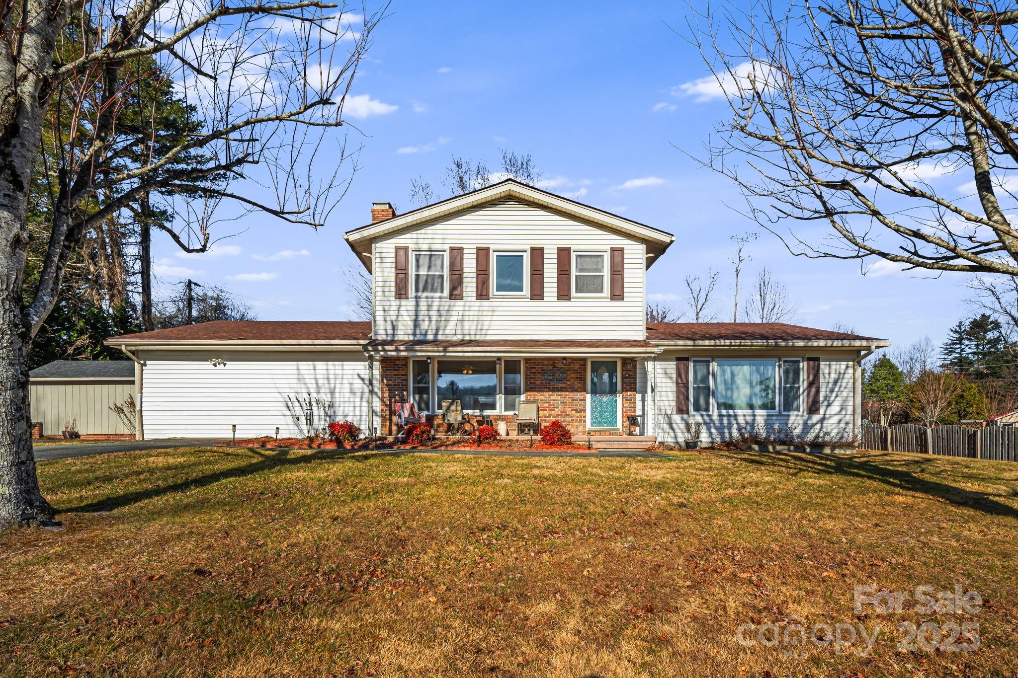 154 Harris Street, Spruce Pine, NC. property listing photo