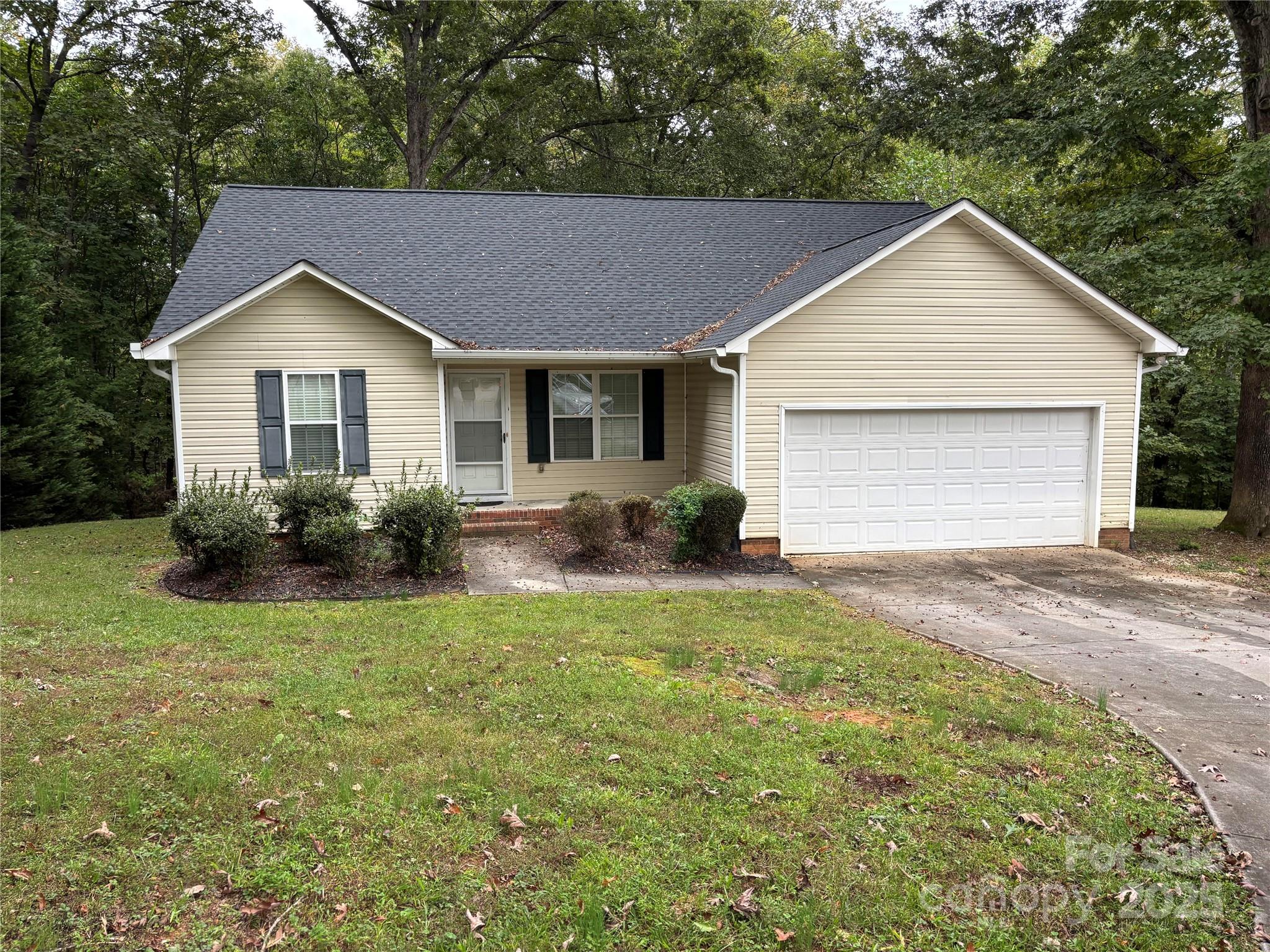 1951 Northridge Court, Statesville, NC. property listing photo