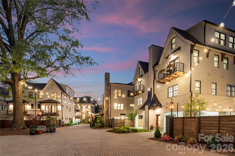 512 Living, Charlotte, NC - 3 beds, 4 baths, 2,717 sqft - $999,999