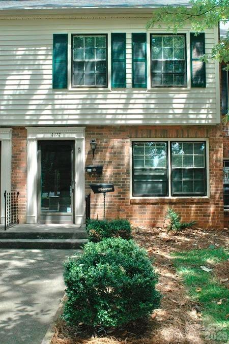 4657 Old Lantern, Charlotte, NC. property listing photo