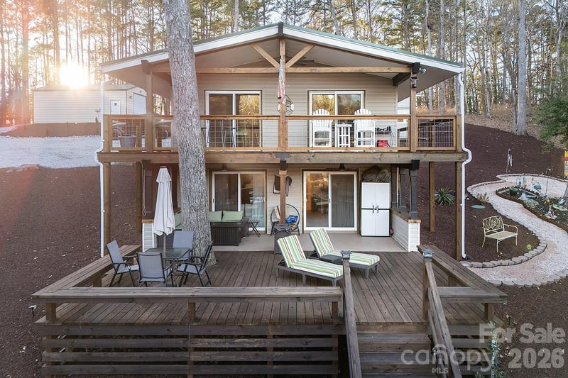 512 Deerfield, Mount Gilead, NC - 2 beds, 2 baths, 1,837 sqft - $825,000