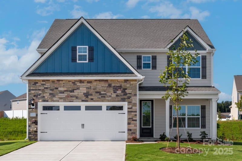 104 Tradesmen Trail, Troutman, NC - 4 beds, 2.5 baths, 2,358 sqft - $424,900