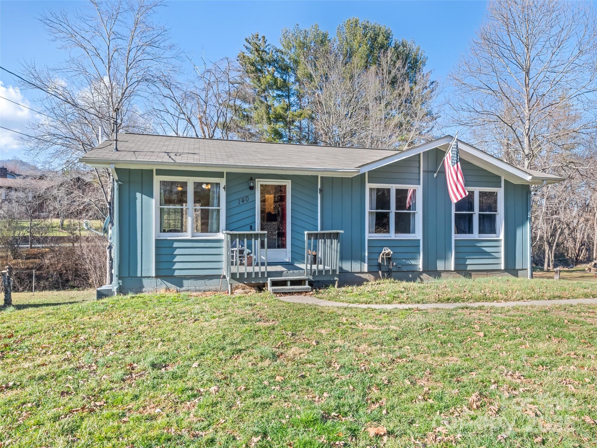 140 Oakdale Road, Waynesville, NC. property listing photo