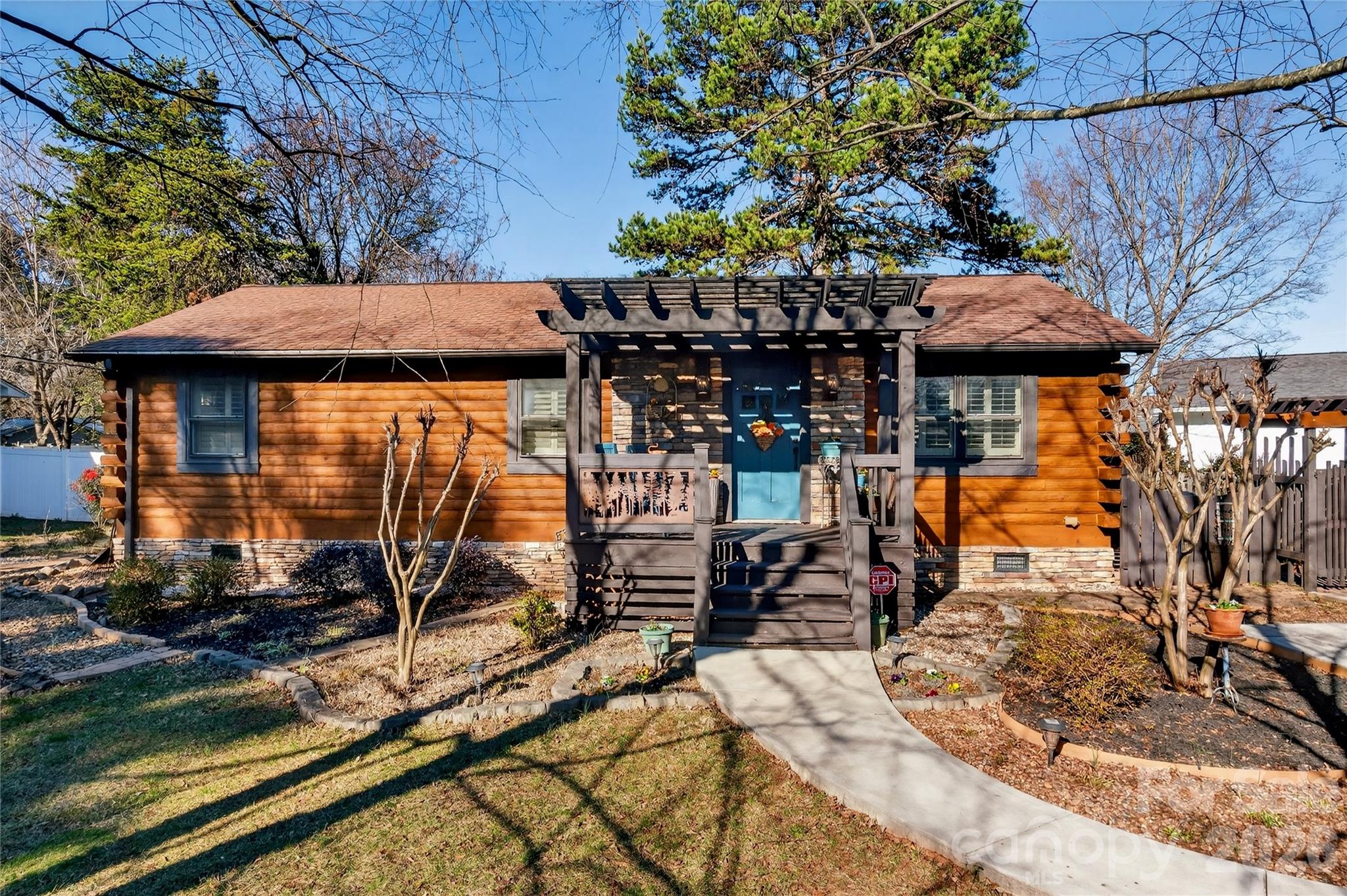 20935 Sierra Vista, Cornelius, NC. property listing photo
