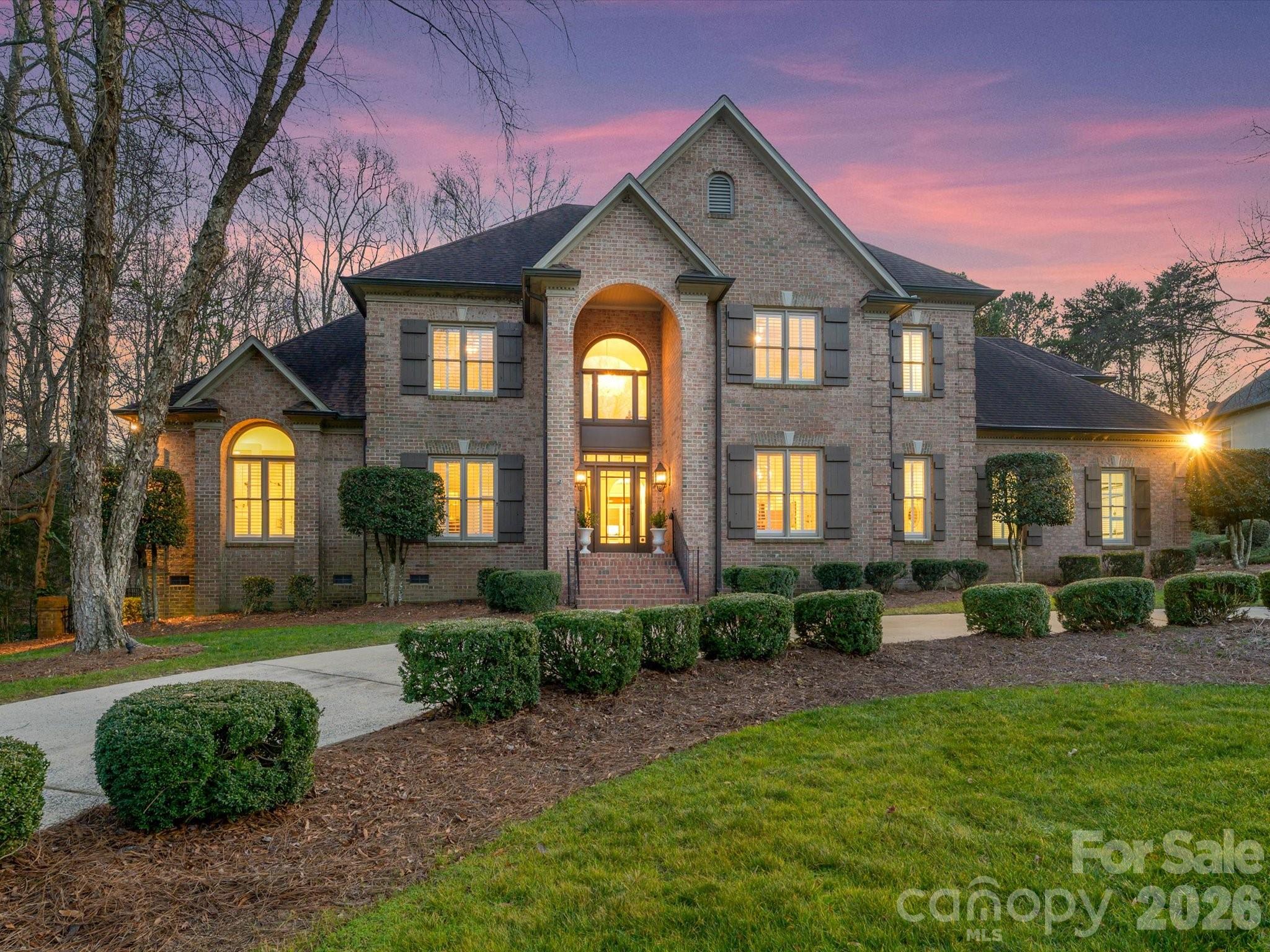 5201 Piper Glen Drive, Charlotte, NC. property listing photo