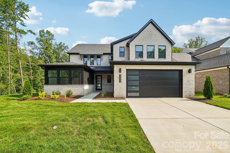 10938 Old Ravine Trail, Huntersville, NC - 5 beds, 4 baths, 3,769 sqft - $1,026,320