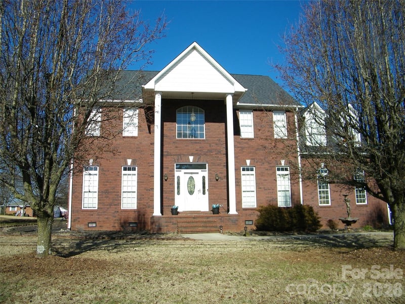 509 E Main Street, Rockwell, NC - 5 beds, 3 baths, 3,559 sqft - $586,750