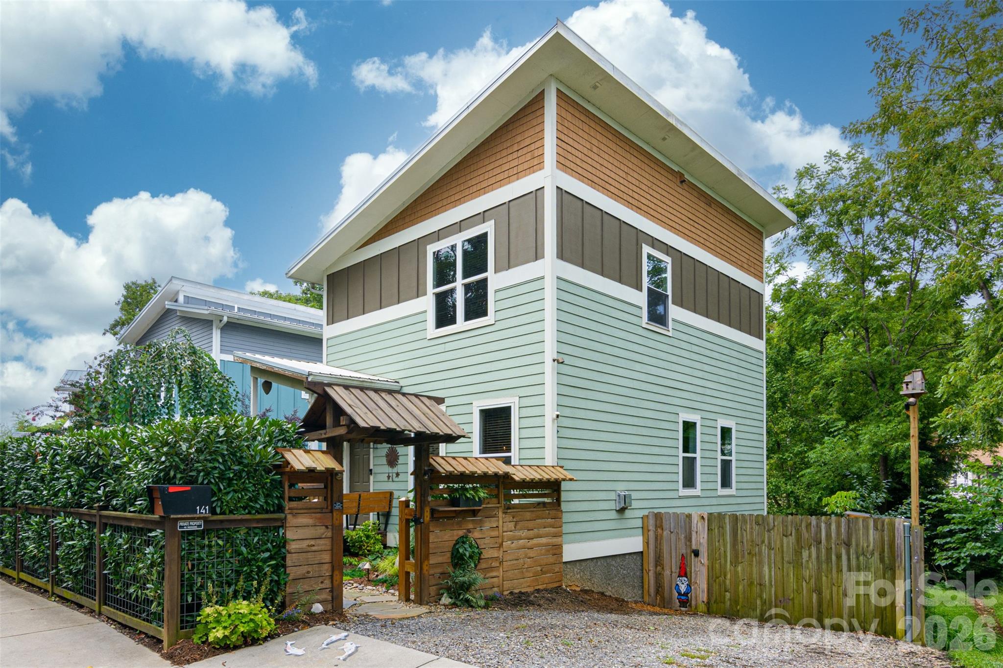 141 State Street, Asheville, NC. property listing photo