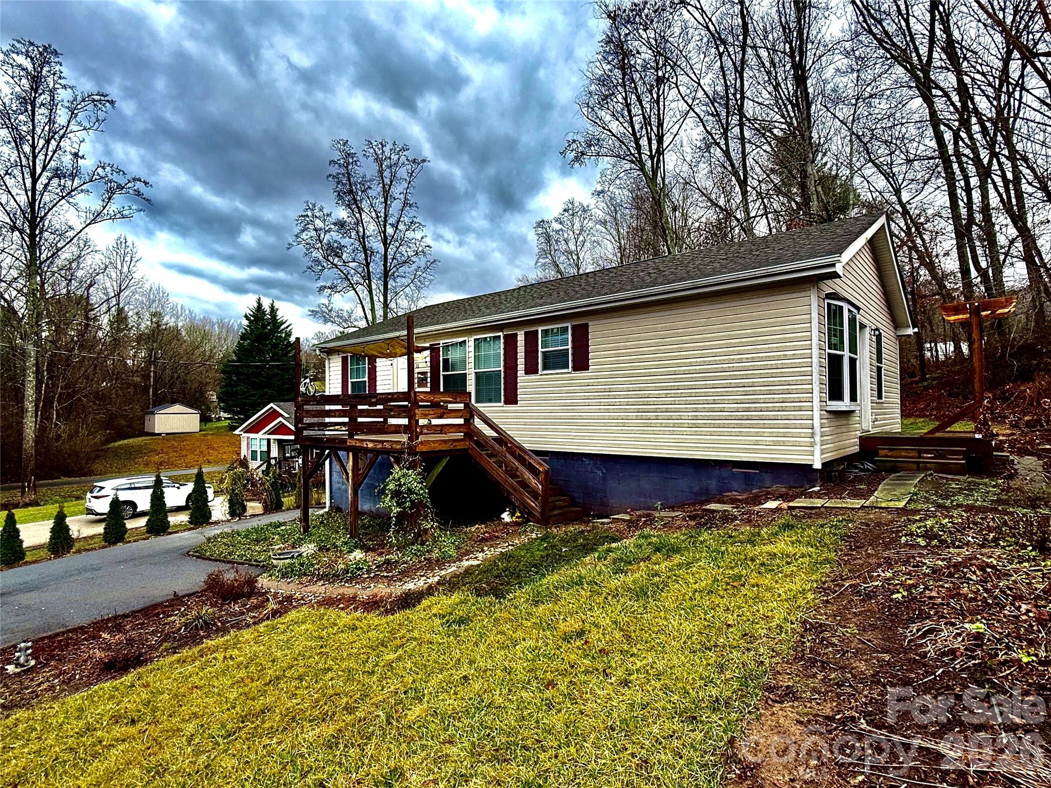 11 Pisgah View Road, Asheville, NC — property listing photo