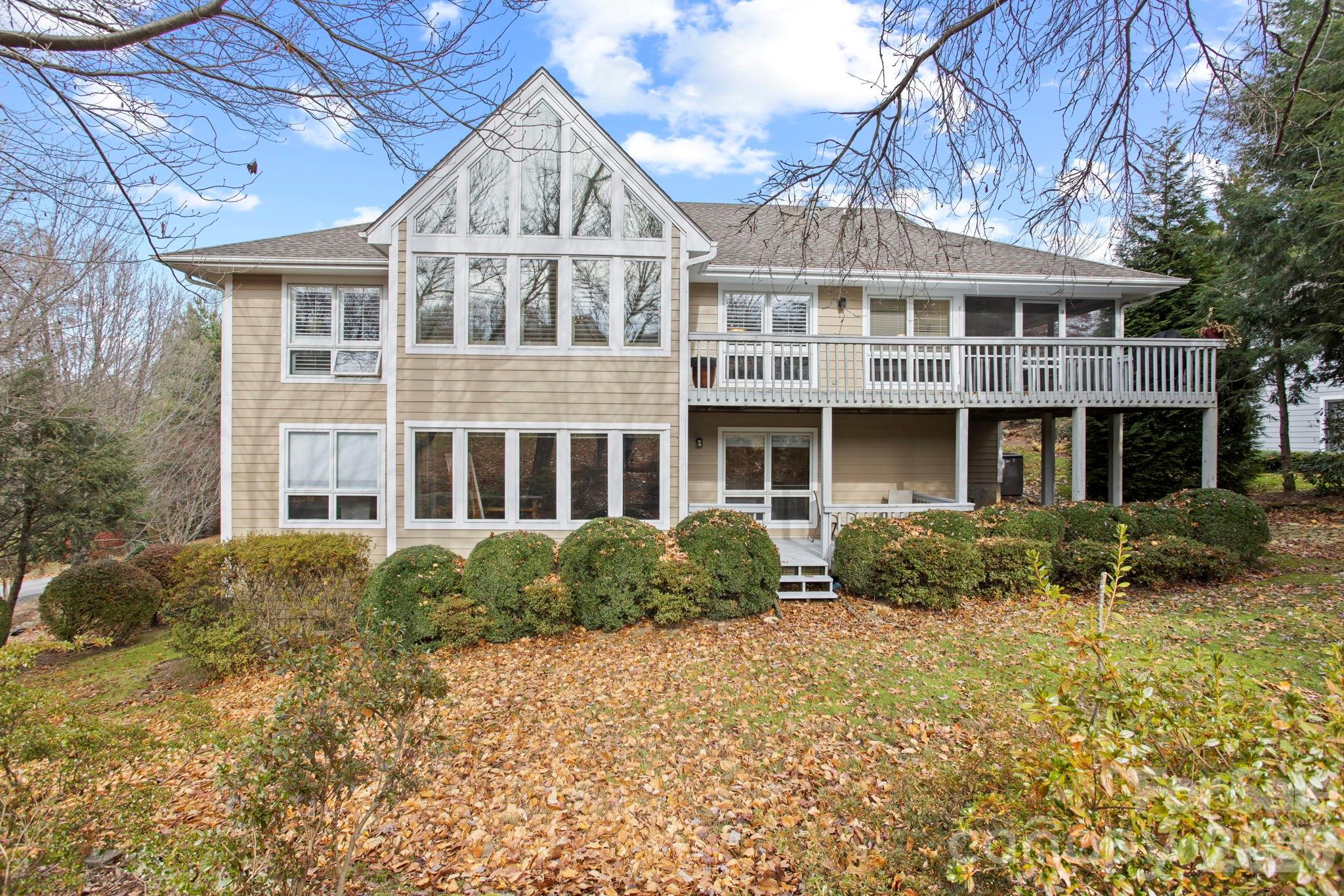 122 Broadmoor Drive, Flat Rock, NC. property listing photo
