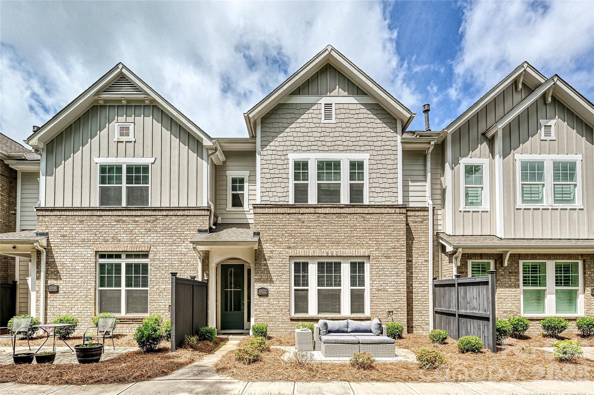 10022 Wayfair Meadow Court, Charlotte, NC. property listing photo