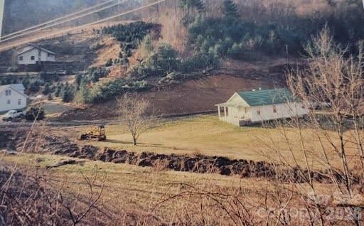 530 Mine Creek Road, Bakersville, NC -  - $290,000