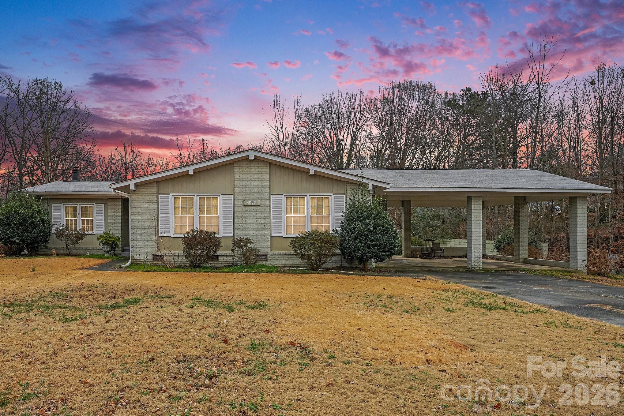 4206 Tipperary Place, Charlotte, NC. property listing photo