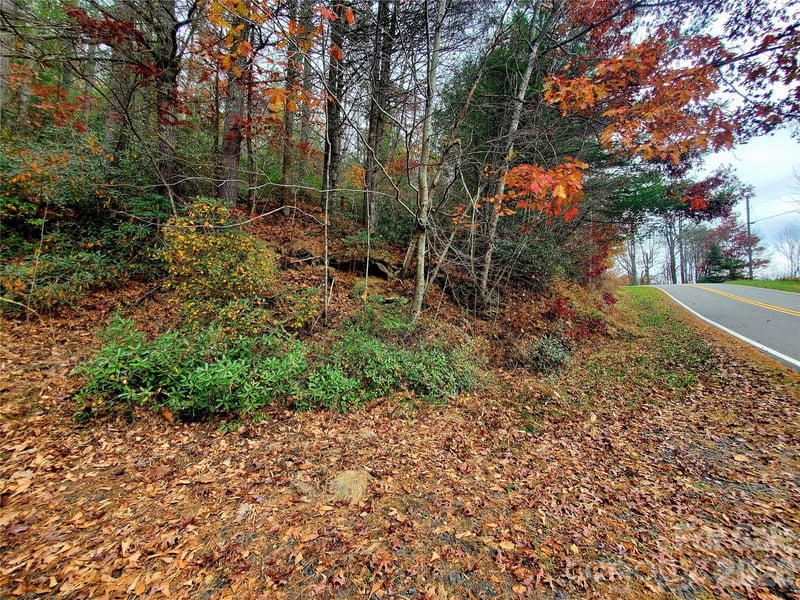 2701 Gouges Creek Road, Spruce Pine, NC -  - $129,000
