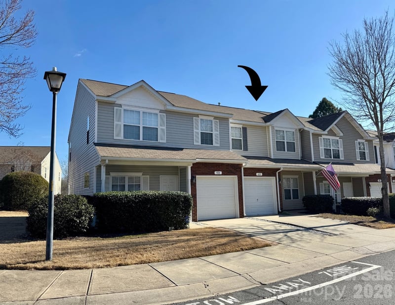 422 Delta Drive, Fort Mill, SC - 2 beds, 2.5 baths, 1,362 sqft - $259,000