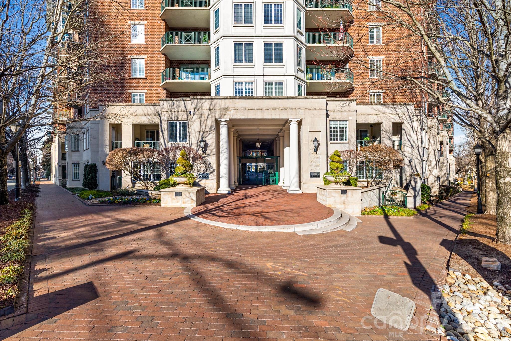 300 W 5th Street Apt 217, Charlotte, NC. property listing photo
