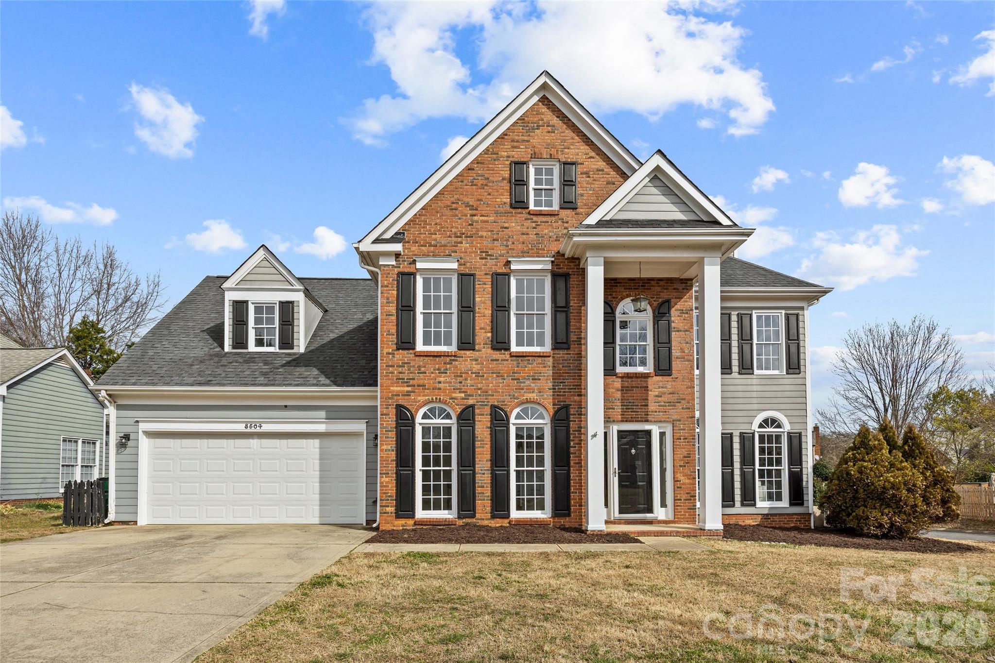 8504 Tonawanda Drive, Charlotte, NC. property listing photo
