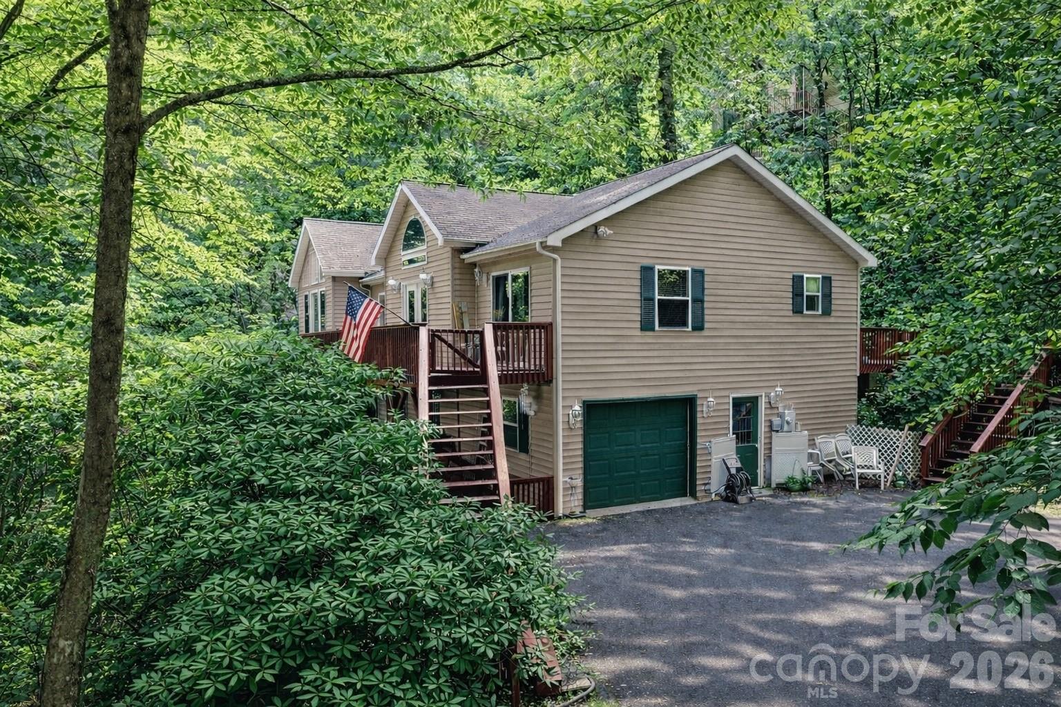 650 Creekside Drive, Maggie Valley, NC. property listing photo