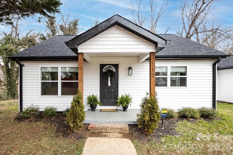 115 ODaniel Street, Belmont, NC - 2 beds, 2 baths, 1,301 sqft - $325,000