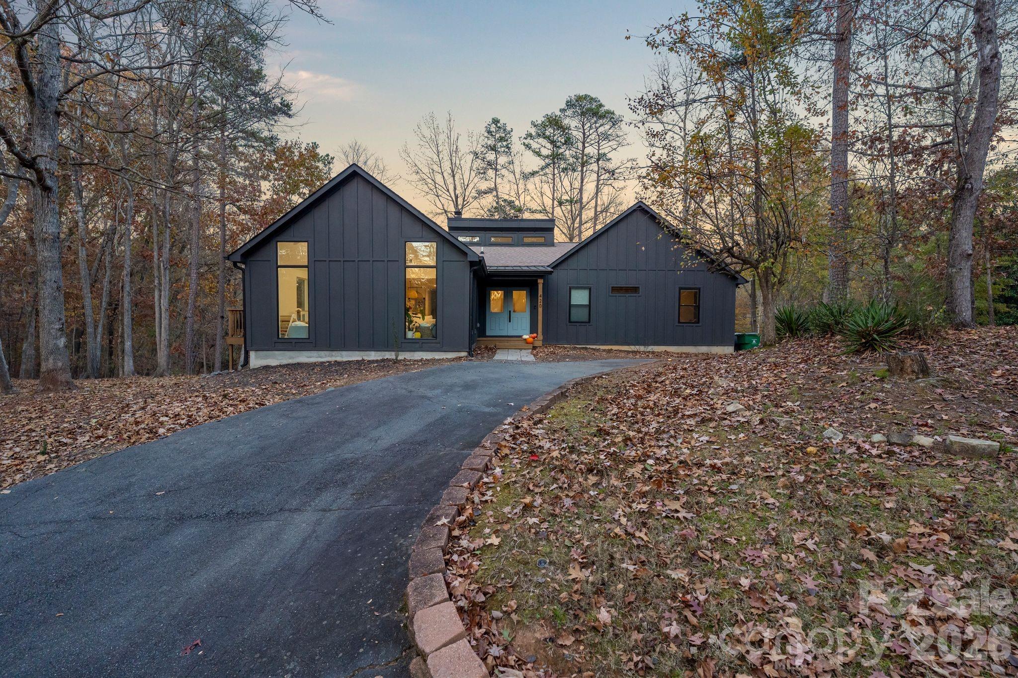 420 Mountainview Drive, Charlotte, NC. property listing photo