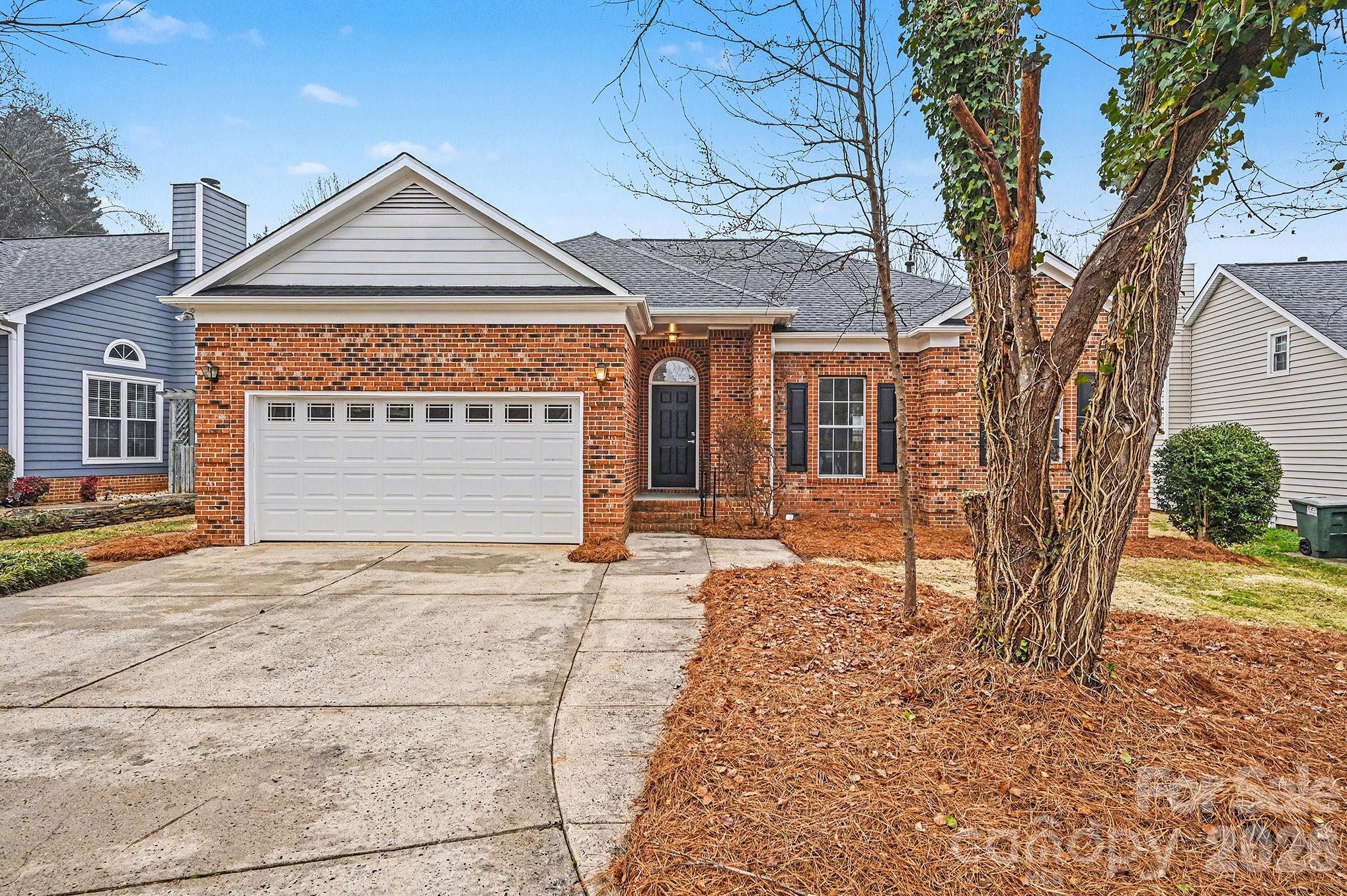 150 Ashford Hollow Lane, Mooresville, NC. property listing photo