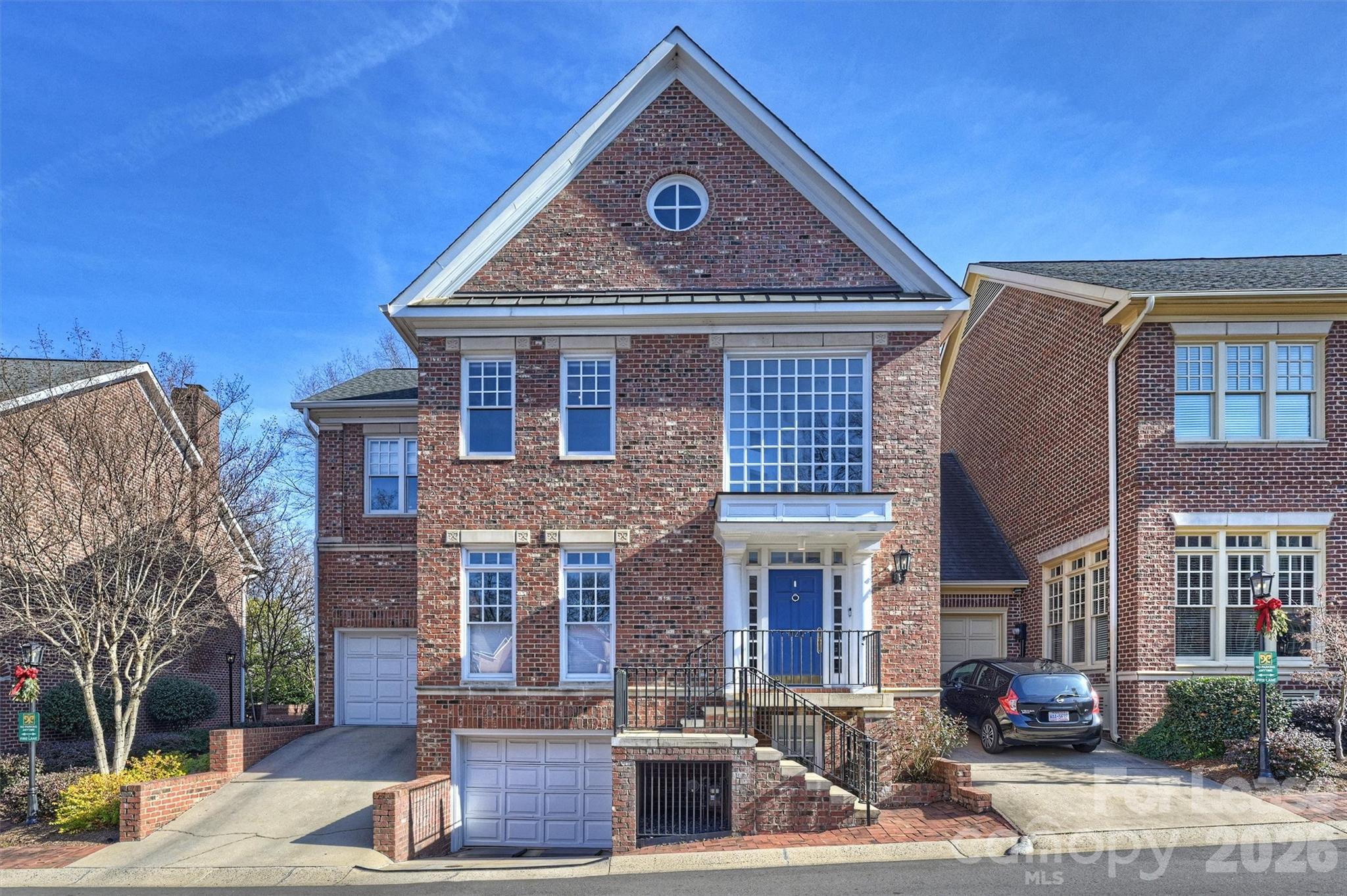 1124 Dilworth Crescent Row, Charlotte, NC. property listing photo