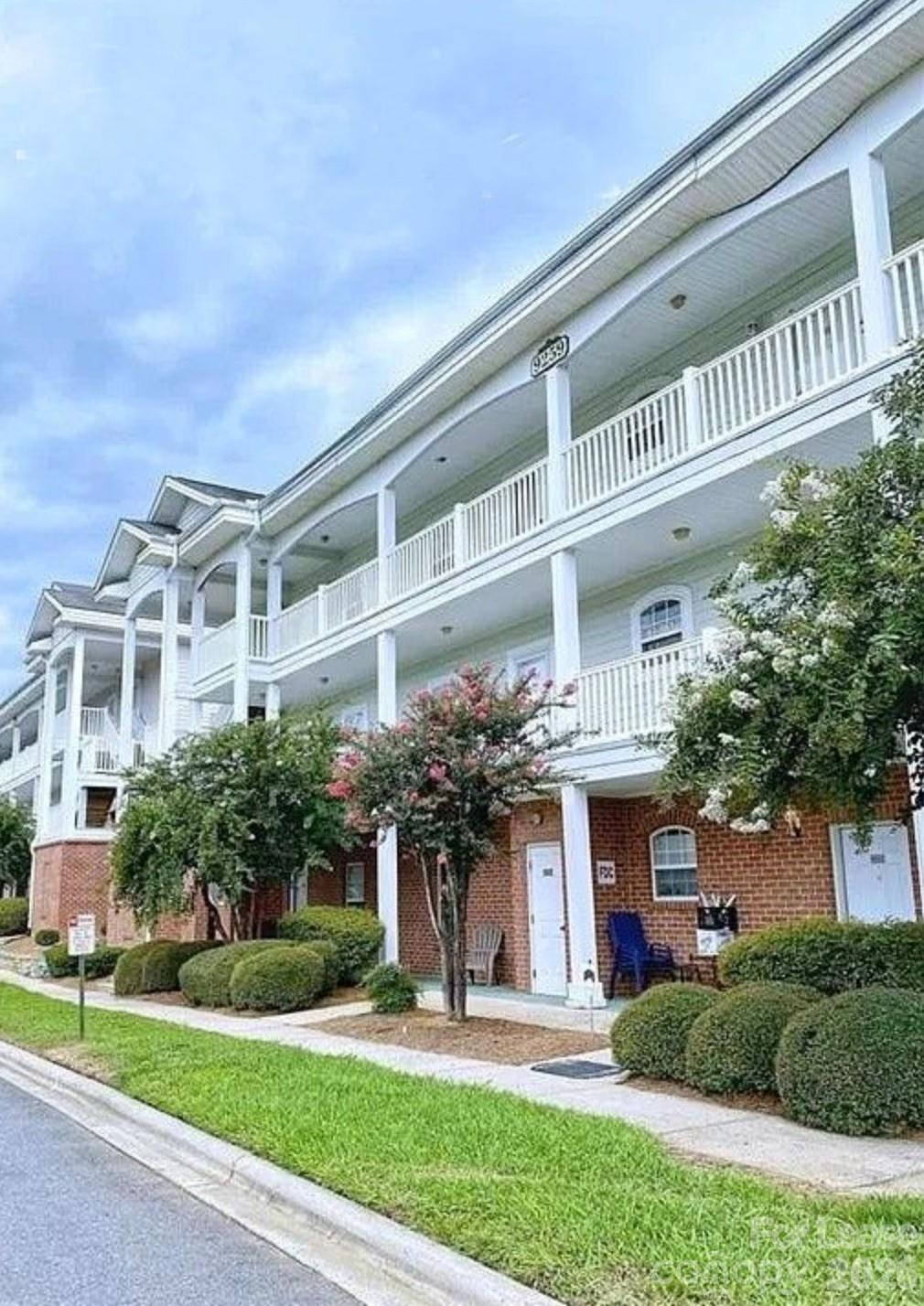 8913 Meadow Vista, Charlotte, NC. property listing photo