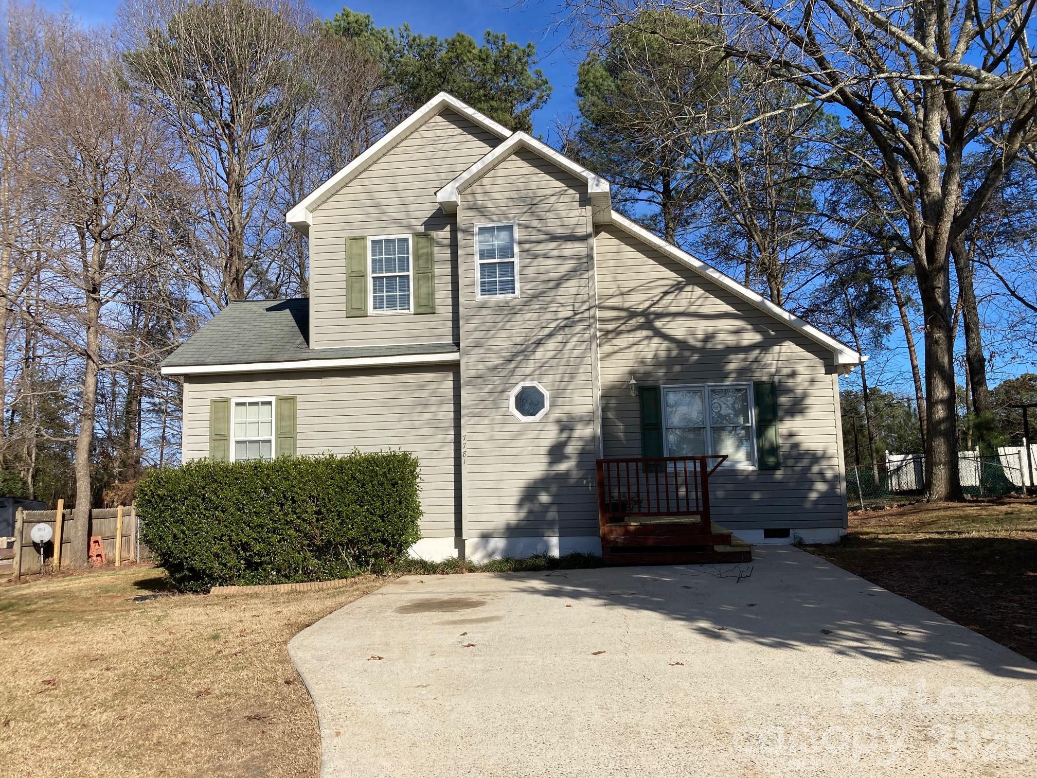 7781 Red Robin Trail, Denver, NC. property listing photo