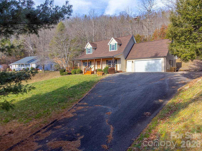 161 Rock Field Way, Sylva, NC - 3 beds, 2 baths, 1,607 sqft - $475,000